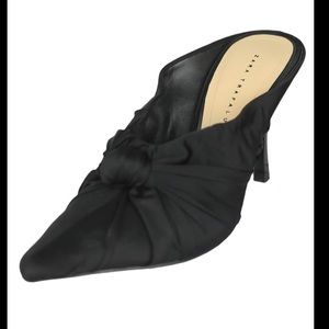 Black slide in miles from Zara